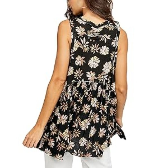 NWT - Women's Madison Tank w/ Floral Print - Picture 2 of 3